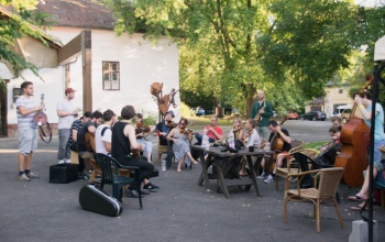 Nemzetközi világzenei sztárok lépnek fel augusztusban a Boglart Fesztiválon