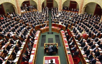 Két napot ülésezik az országgyűlés