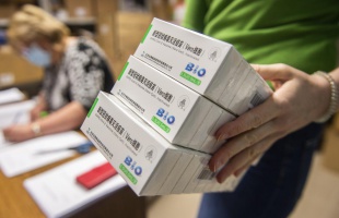 Újabb 500 ezer kínai vakcina érkezik márciusban