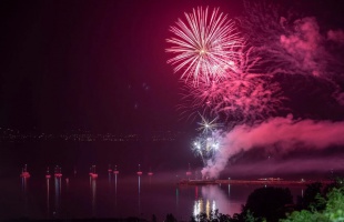 Augusztus 20-án egyszerre ragyog fel az ég Balatonfüred és Zamárdi felett