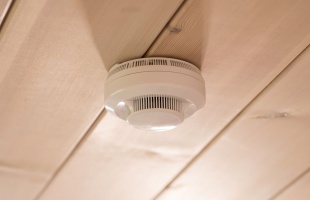 Életet menthet a füstérzékelő