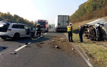 Hármas karambol történt az M7-esen Balatonboglárnál