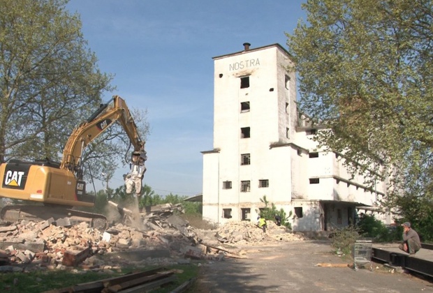 Elkezdődött a Nostra rendbetétele