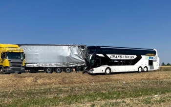 Könnyebb sérülést szenvedett nyolc magyar diák a szabadkai buszbalesetben