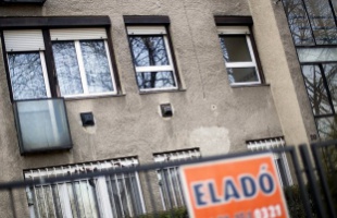 Visszavásárolhatják lakásukat az eszközkezelő-program résztvevői