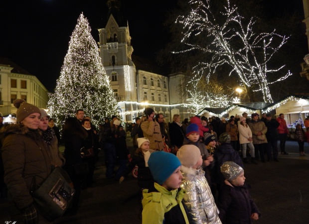 Csodás Adventi műsor a Kossuth téren