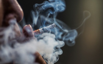 Hat országban nőtt a dohányzás, 150 országban csökkentek a dohányzás ártalmai