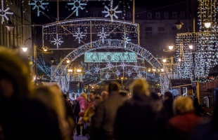 Így néz ki az adventi forgatag – galéria