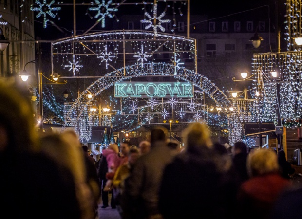 Így néz ki az adventi forgatag – galéria
