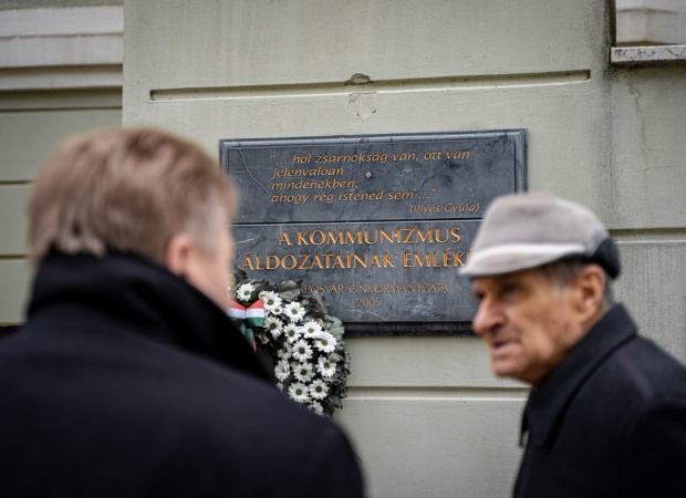 A kommunizmus áldozataira emlékeztek - galéria