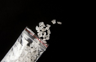 Biofű és kristály a barcsi kereskedő kínálatában