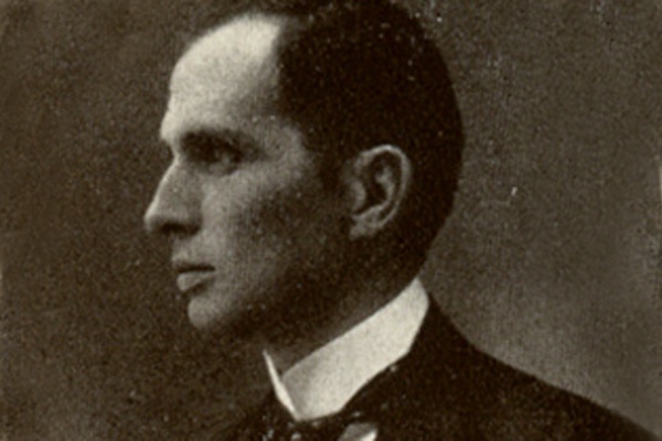 1924-ben utcát neveztek el róla