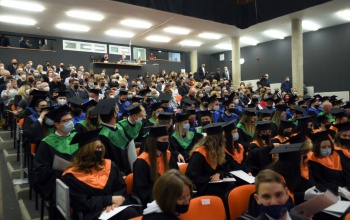 Közel száz friss diplomást köszöntöttek a Kaposvári Campuson