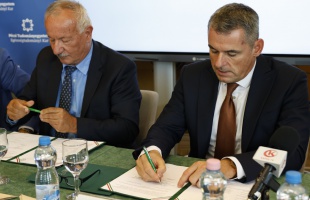 Megújította együttműködését a MATE és a PTE Kaposváron