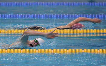 Közel 300 versenyző ugrott vízbe az áprilisi 1. MCM-Diamant úszóversenyen