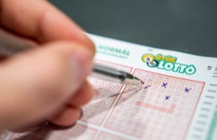 Több mint egy tucat milliomos született az ötöslottó sorsolásán