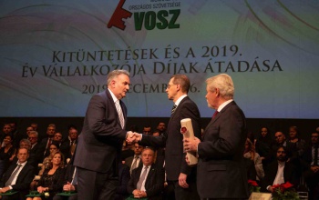 Somogyi vállalkozókat is díjazott a VOSZ