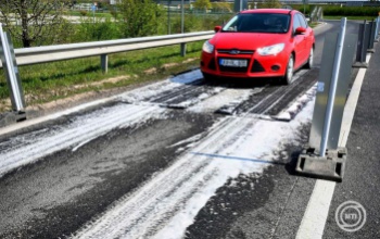 Húsz határátkelőhelyen szünetel a forgalom magyar-osztrák határon