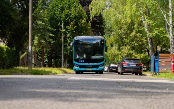 Új buszjárat és változó parkolási rend a Zaranyi lakótelepen
