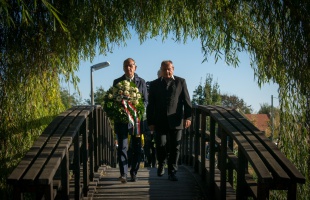Az áldozatként hullajtott vérből mindig új élet sarjad
