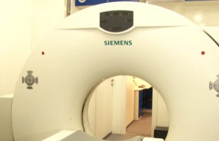 14 napon belül diagnosztikai időpontot kaphatnak a daganatgyanús betegek