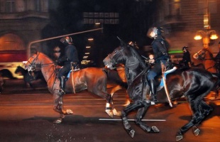 A hydrának nincs levágva minden feje! Tényleg polgárháború közelében voltunk 2006-ban?