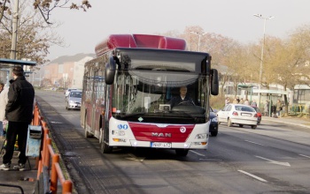 A Március 15-i ünnepség miatt módosul a 10-es és 12-es járat útvonala