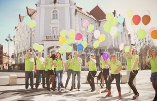 Happy - We Are From Kaposvár