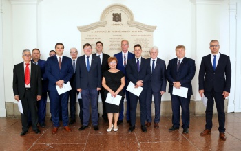 Átvették megbízólevelüket a Somogy vármegyei képviselők