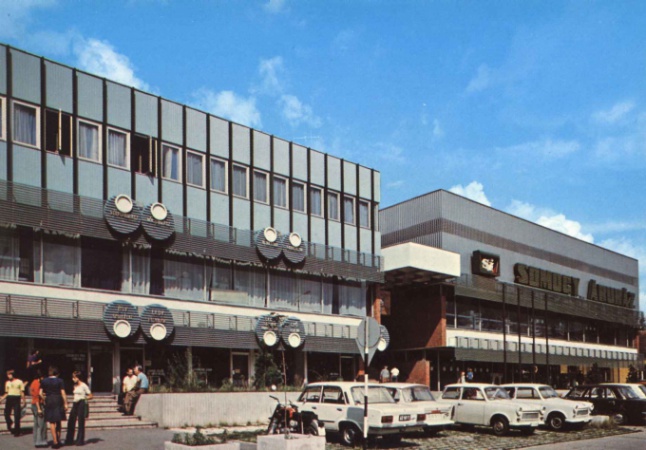 Fél évszázada adták át a Somogy Áruházat