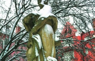 A Szent Rókus-szobor (Arany János tér)