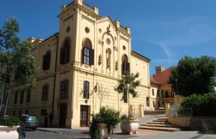 Áldás a katolikus gimire