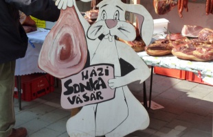 Húsvéti forgatag a Nagypiacon