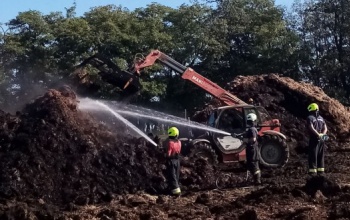 Égő trágya füstje bűzölgött Kadarkúton