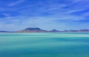 Nem emelik a Balaton vízszintjét!