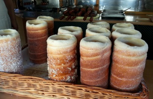 Hungarikum lett a kürtőskalács