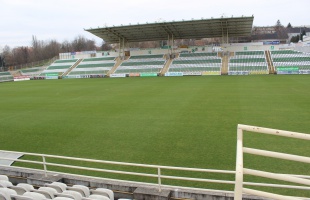 Bérletvásárlás még pénteken is a stadionnál