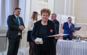66 tonna búzát adományoztak szervezeteknek