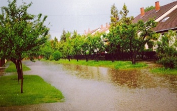 Folyamatosan dolgoznak a szivattyúk Barcson