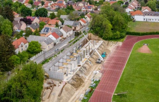Hamarosan befejezik a partfal megerősítését a Buzsáki utcában