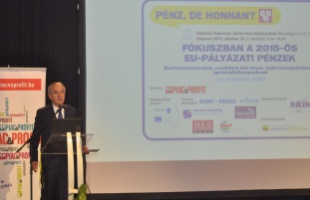Könnyebben kezelhető pályázati rendszer