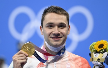 Újabb magyar arany az olimpián: Milák Kristóf legyőzhetetlen volt 200 méter pillangón