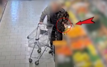 Okostelefonnak nézte a bolti eszközt, le is nyúlta azonnal