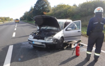 A hét utolsó és első napja sem múlt el baleset nélkül