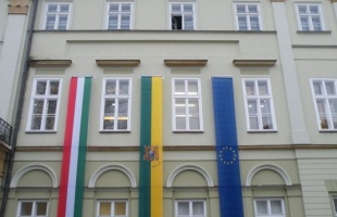 Konferenciák, kulturális programok és elismerések átadása a megyehéten