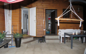 Balaton-parti házakba surrant be a tolvaj
