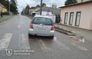 Zebrán ütötte el a gyalogost a 38 éves nő