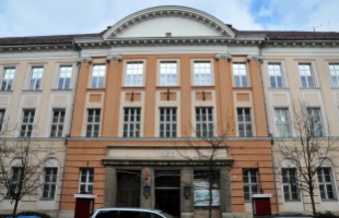 Adóbevallás - hosszított nyitvatartás több postán