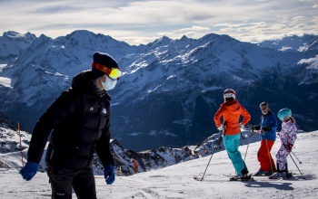 Kapják az ívet rendesen a pandémia alatt külföldön síelő magyarok