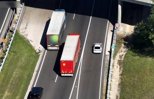 Kamionosokat ellenőriztek az M7-es autópálya somogyi szakaszán